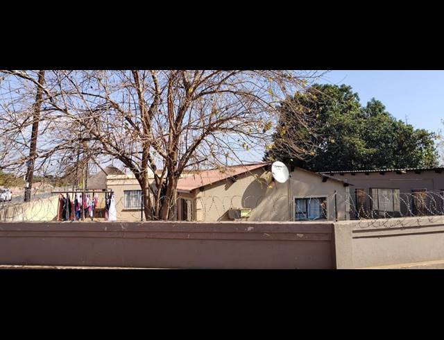 0 BEDROOM HOUSE FOR SALE IN GA-RANKUWA ZONE 3